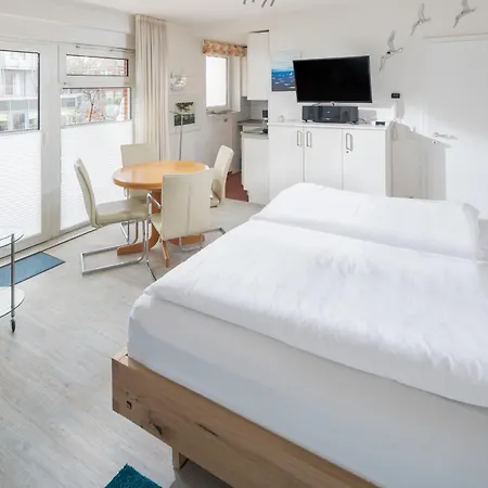 Appartementhaus Bracht - Aquamarina アパート
