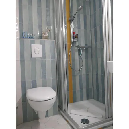 Appartementhaus Bracht - Aquamarina アパート