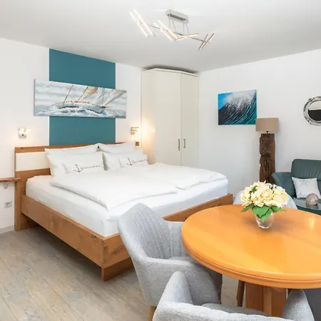 Appartementhaus Bracht - Aquamarina ユイスト